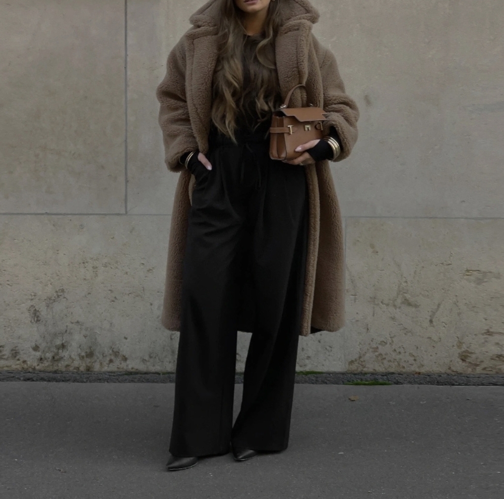 Reformation High Rise Slouchy Wide Leg Jeans - Picture 8 of 10